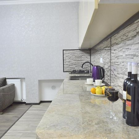 Mtatsmindaze Hotel Tbilisi Bagian luar foto
