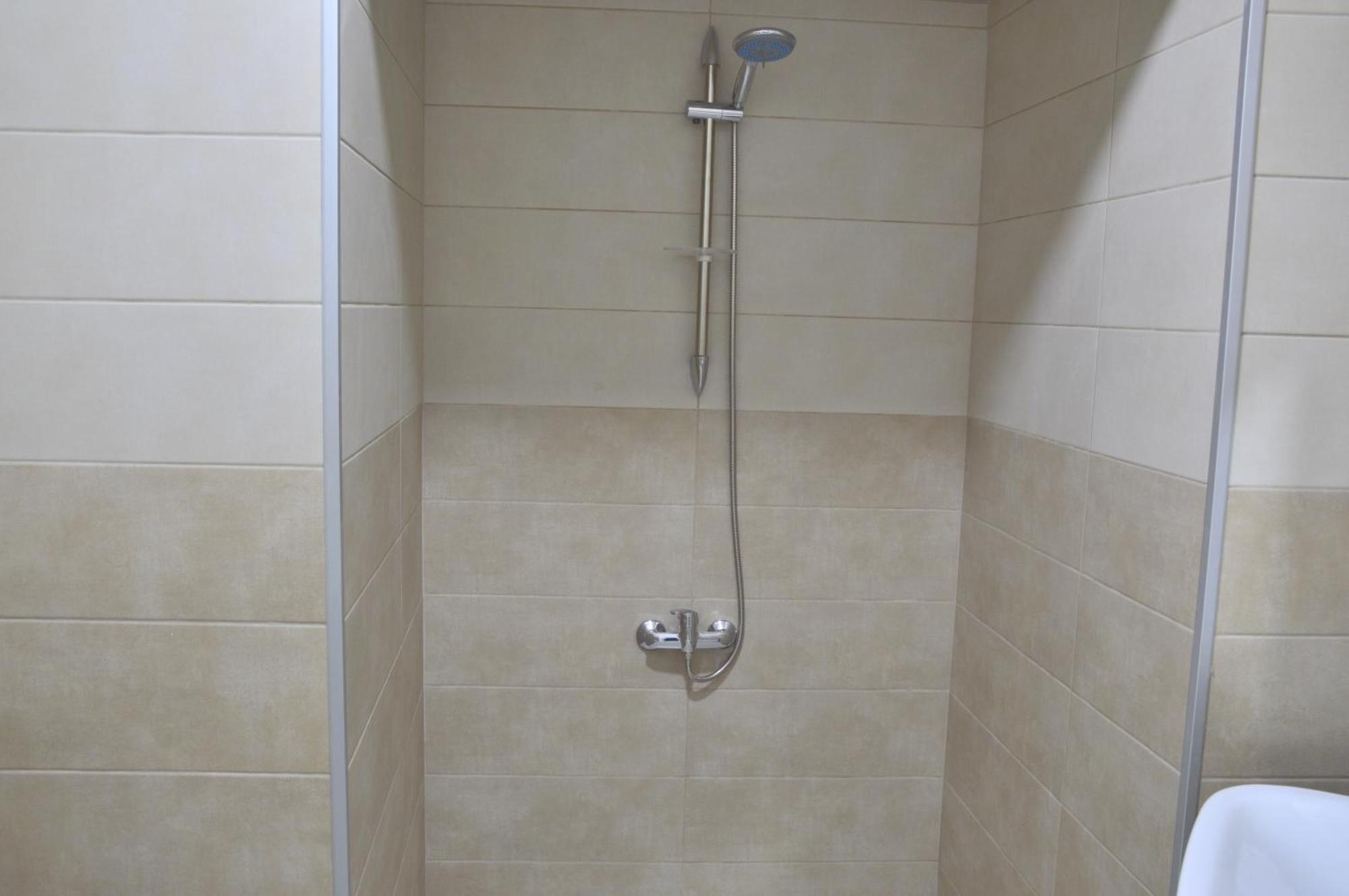 Mtatsmindaze Hotel Tbilisi Ruang foto