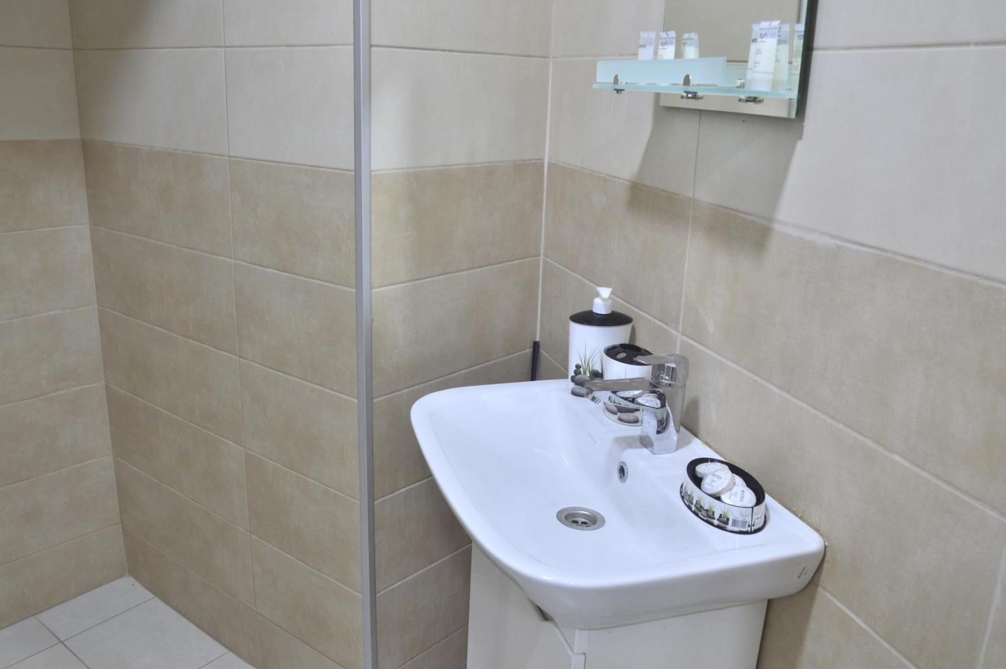 Mtatsmindaze Hotel Tbilisi Ruang foto